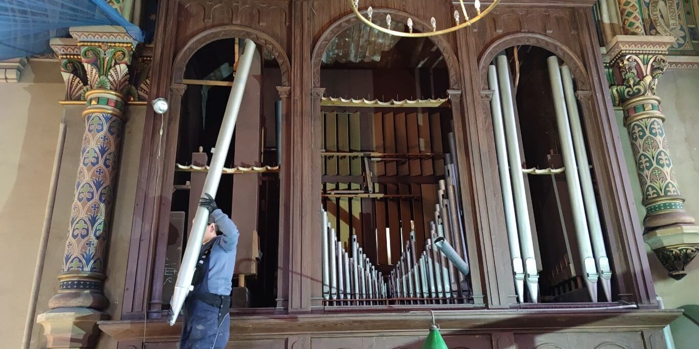 Noticia desmontaje órgano web